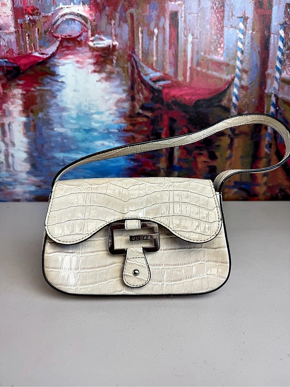 GUESS Y2K Ivory Croc Embossed Mini Shoulder Bag G Buckle 2000s